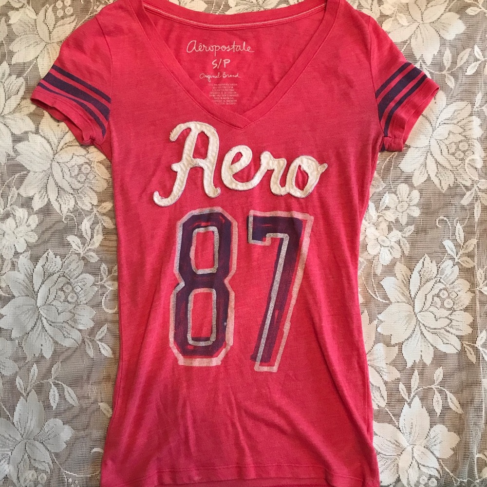 Aeropostale T-shirt size small